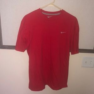 Perfect condition plain red nike tee! Comfortable